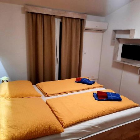 Villa Nikolina Medulin Bagian luar foto