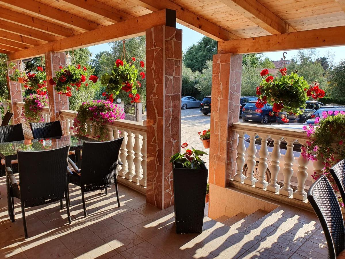 Villa Nikolina Medulin Bagian luar foto