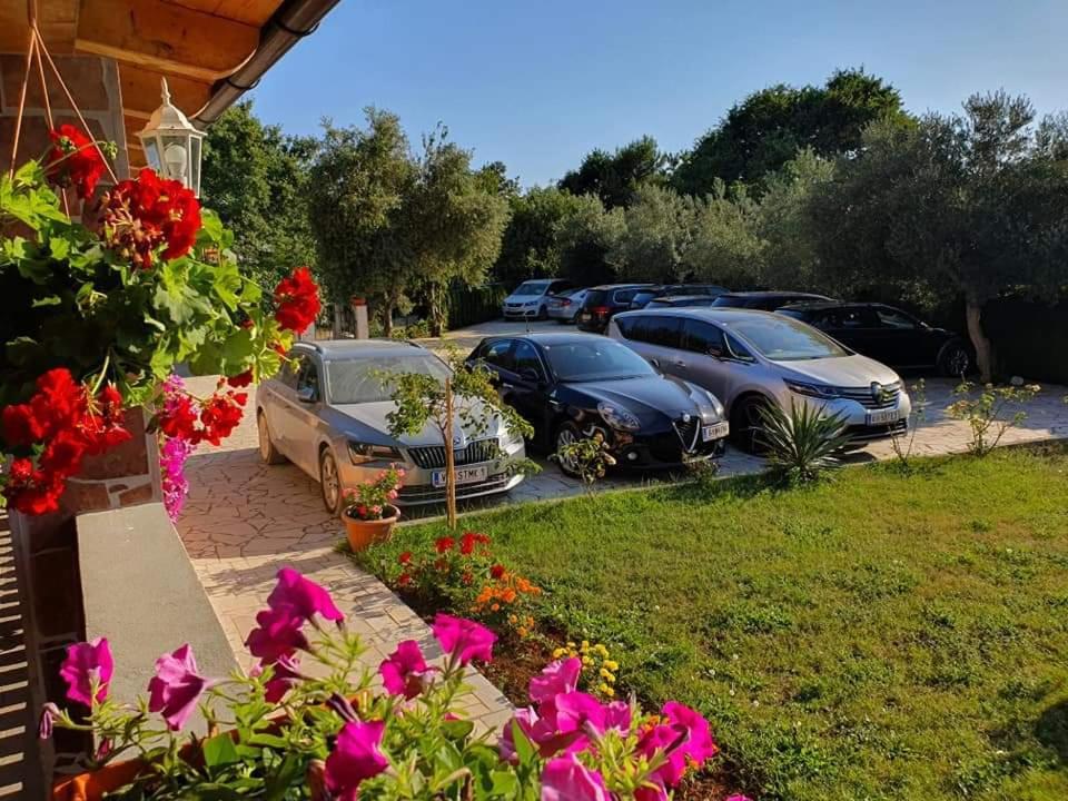 Villa Nikolina Medulin Bagian luar foto